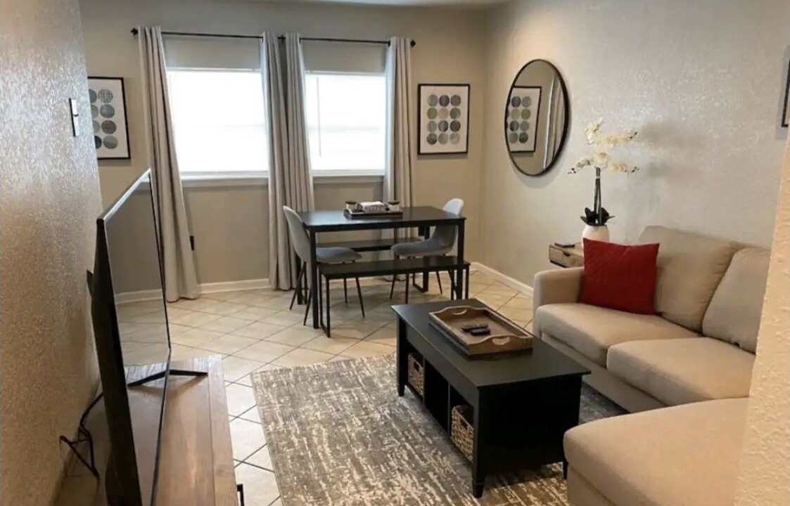 Photo of Livingroom in Pasadena