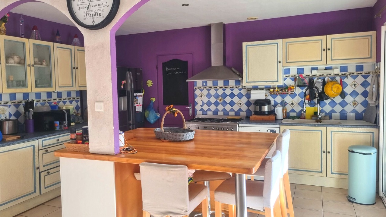 Photo of Kitchen in Saint-Julien-en-Saint-Alban