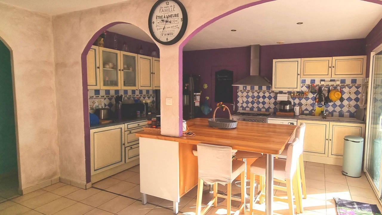 Photo of Kitchen in Saint-Julien-en-Saint-Alban