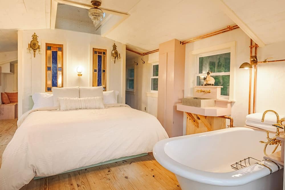 Photo of Bedroom in South Londonderry