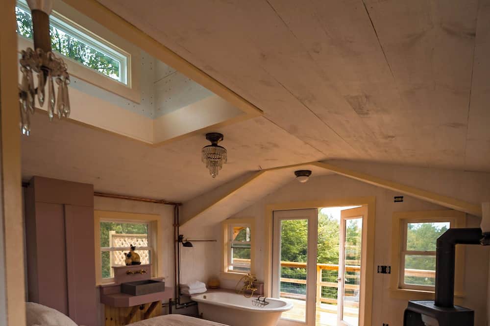 Photo of Bedroom in South Londonderry