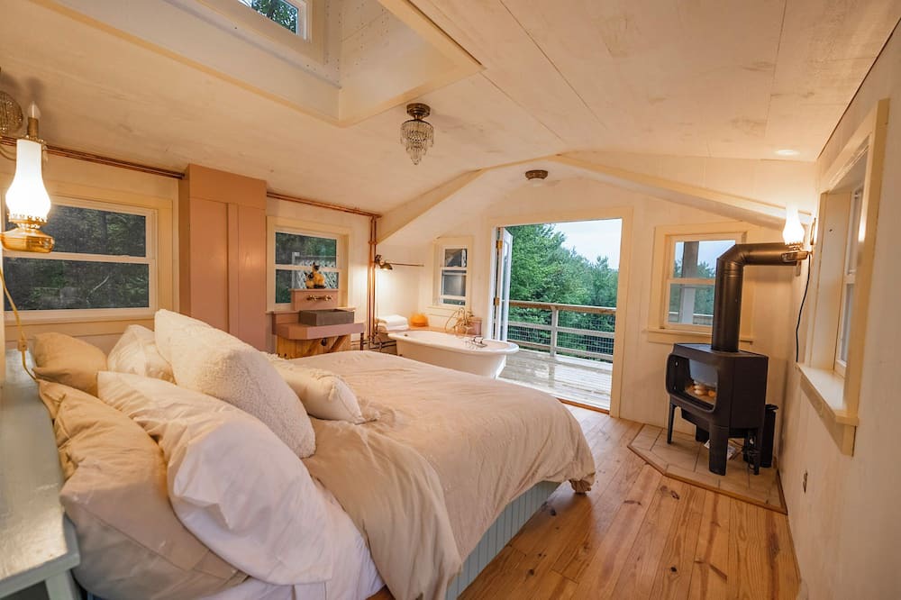 Photo of Bedroom in South Londonderry