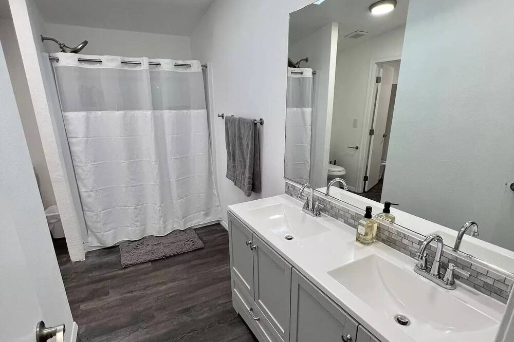 Photo of Bathroom in Stanfield