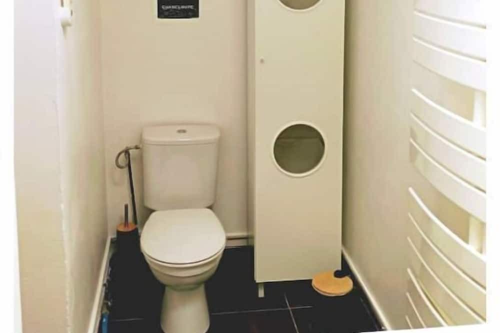 Photo of Bathroom in Mons-en-Baroeul