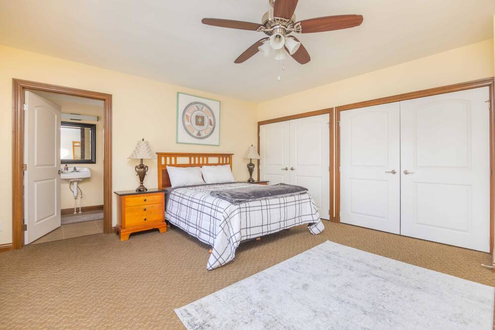 Photo of Others in Des Moines