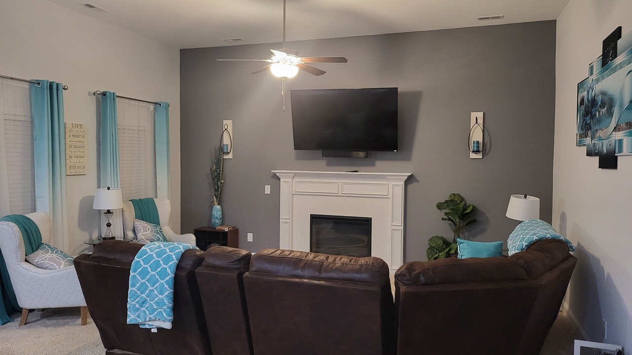 Photo of Livingroom in Piney Green