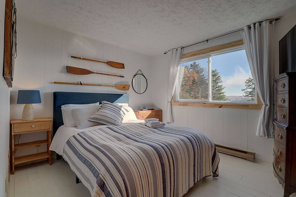Photo of Bedroom in Memphremagog Regional County Municipality
