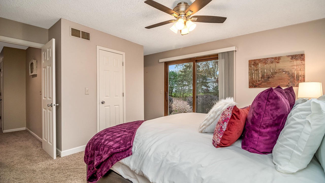 Photo of Others in Elgin