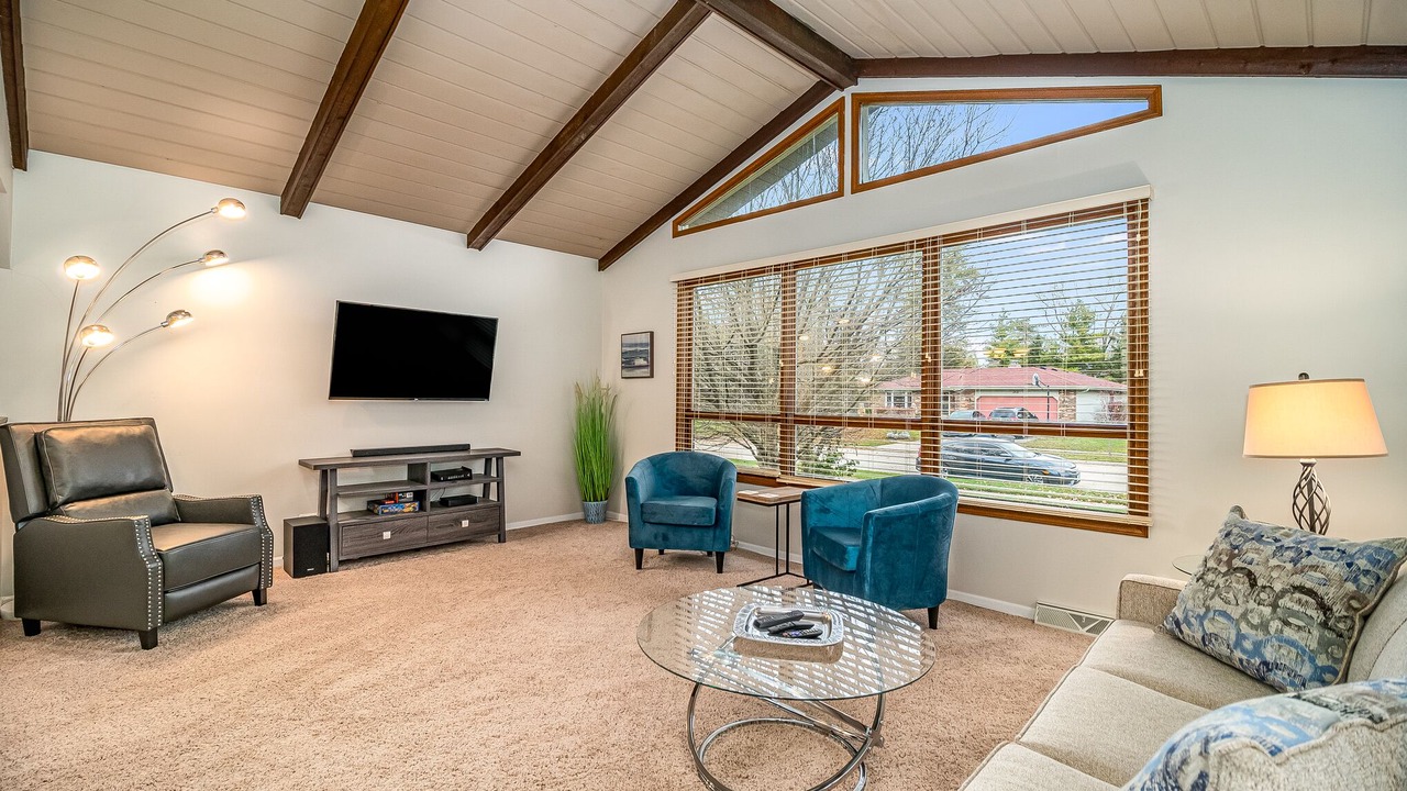 Photo of Others in Elgin