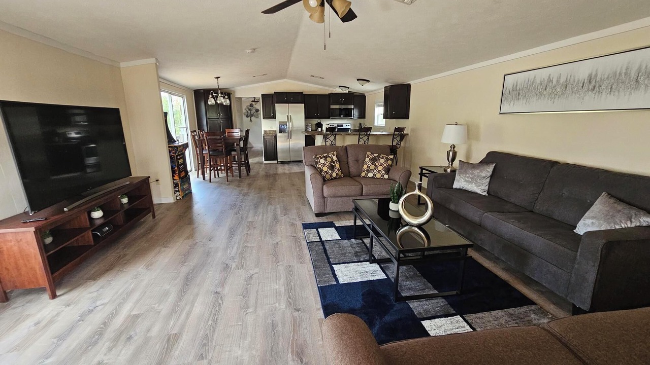 Photo of Livingroom in Taylor