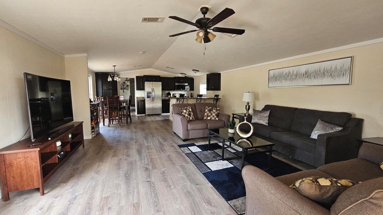 Photo of Livingroom in Taylor