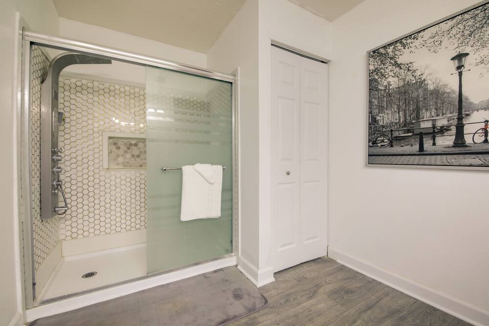 Photo of Bathroom in Acton