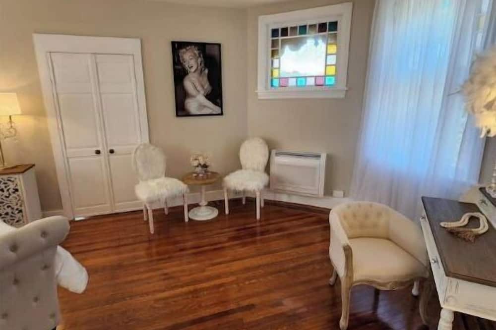 Photo of Others in Langhorne