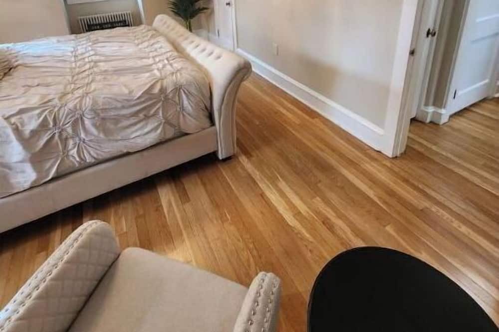 Photo of Bedroom in Langhorne