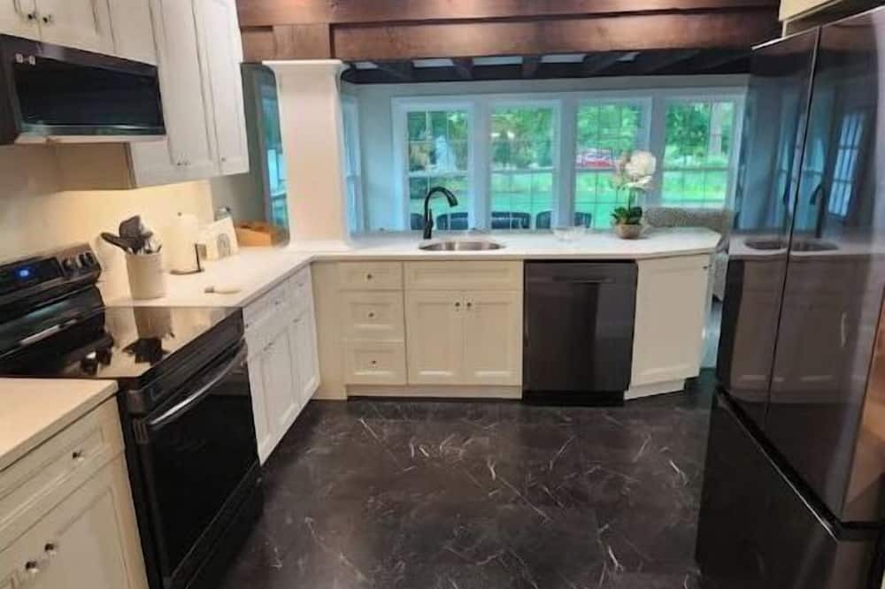 Photo of Kitchen in Langhorne