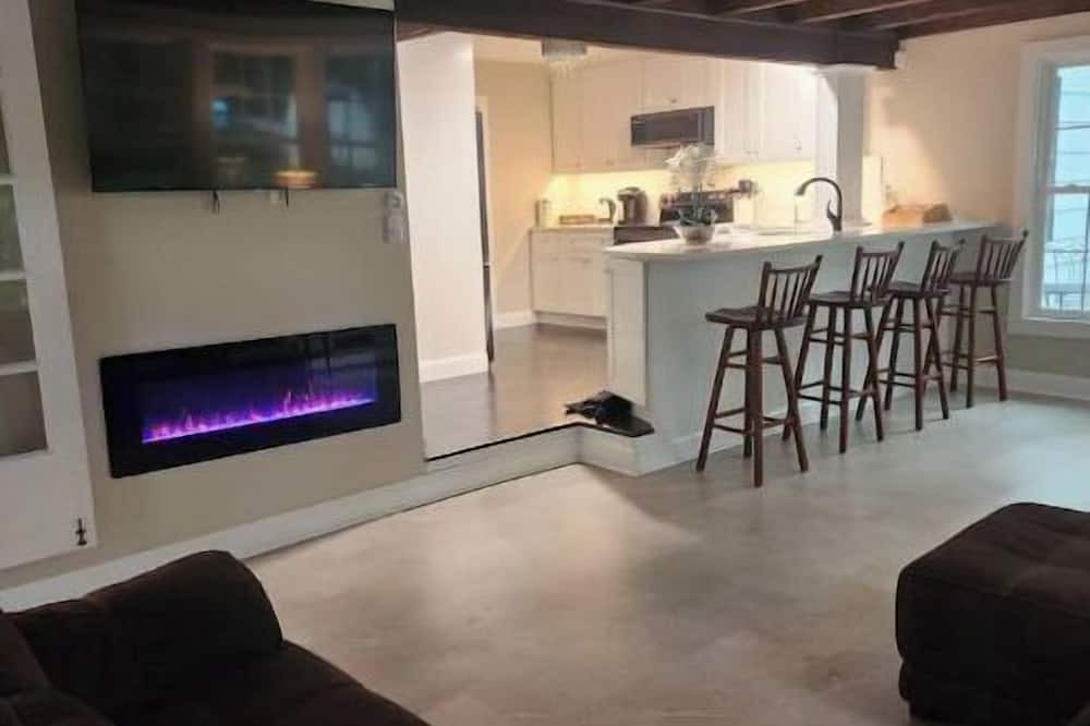 Photo of Livingroom in Langhorne