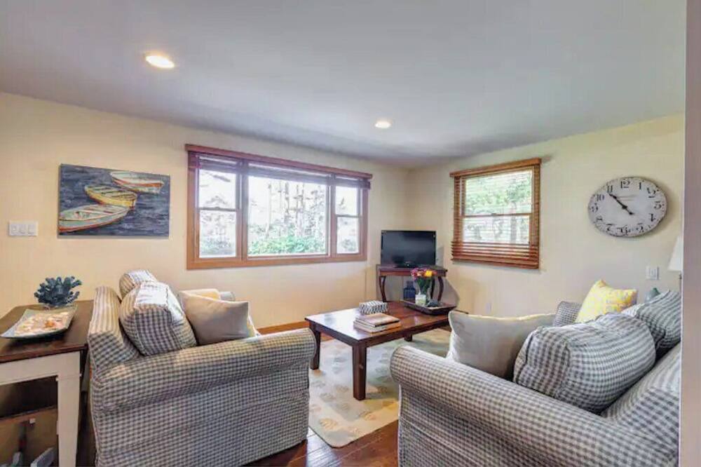 Photo of Livingroom in West Wareham