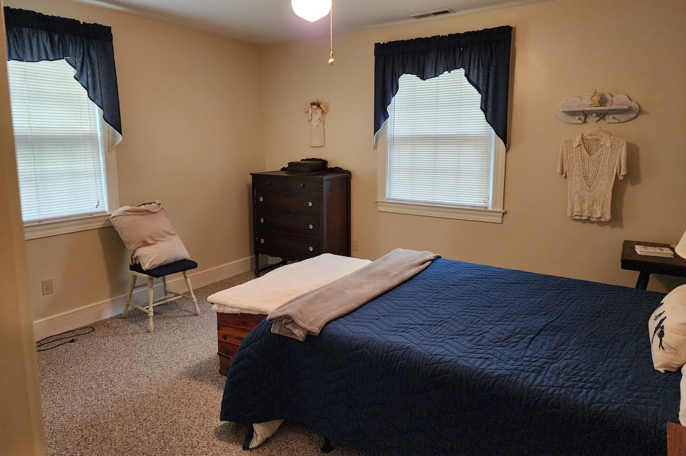 Photo of Bedroom in South Boston