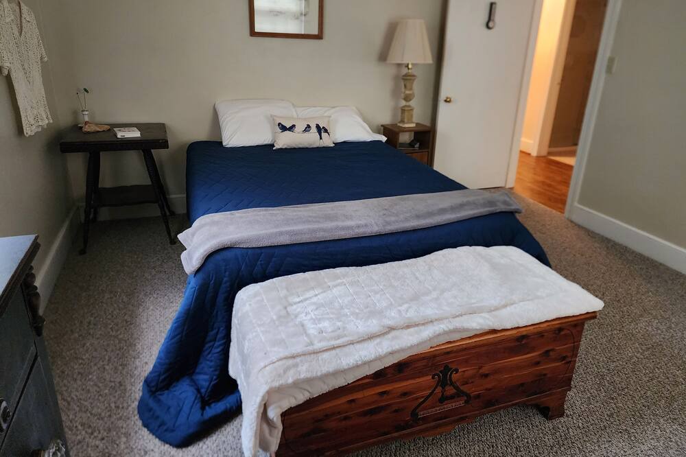 Photo of Bedroom in South Boston
