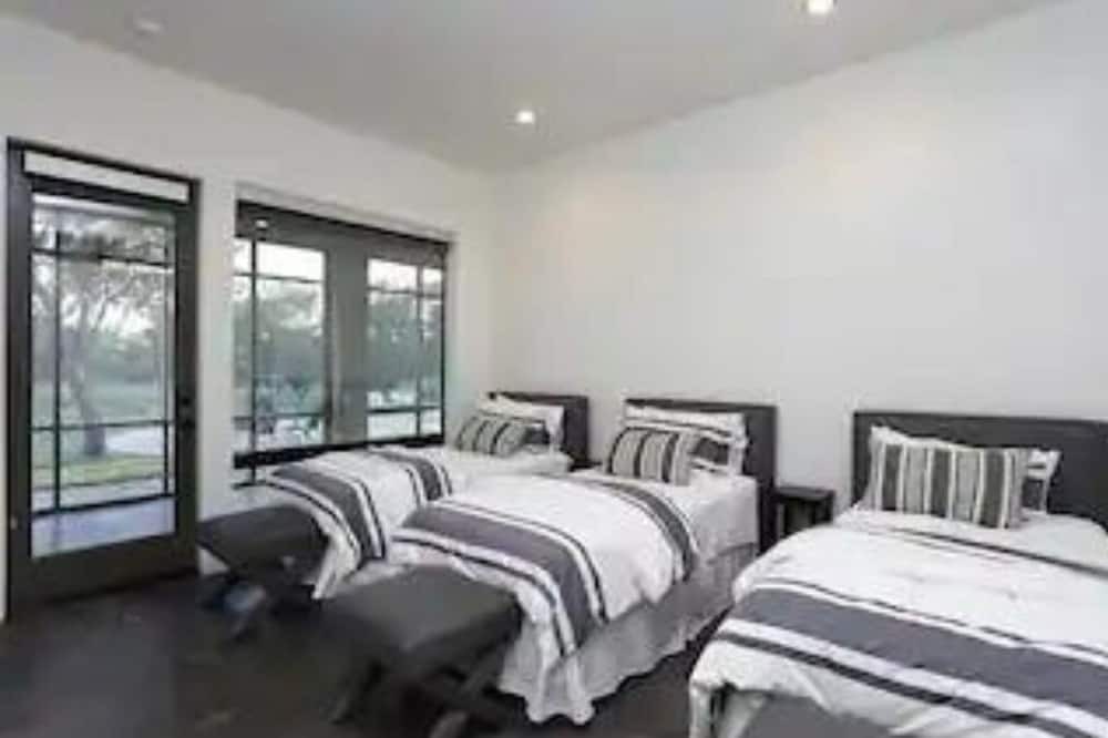 Photo of Bedroom in Carmine