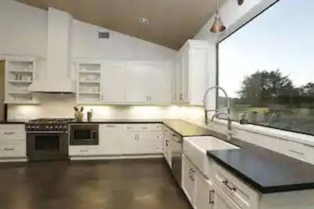 Photo of Kitchen in Carmine