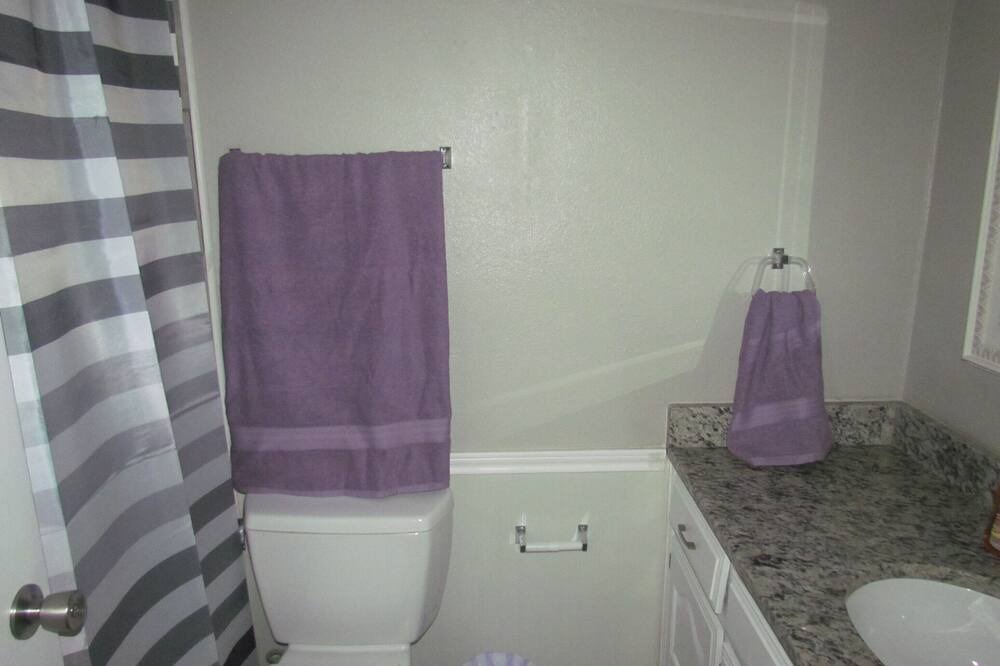 Photo of Bathroom in Wylie