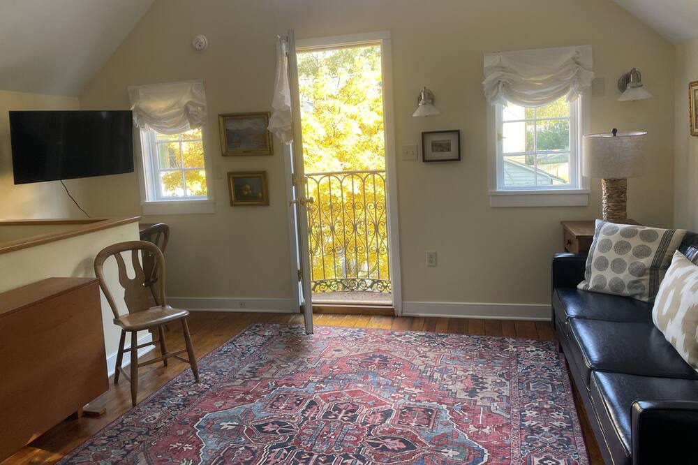 Photo of Patio Balcony in Chestertown