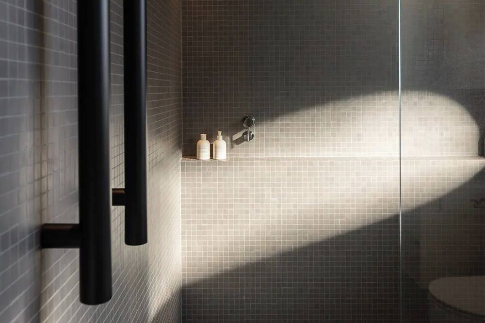 Photo of Bathroom in Poike