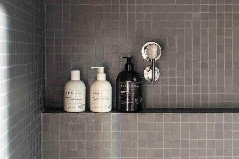 Photo of Others in Poike