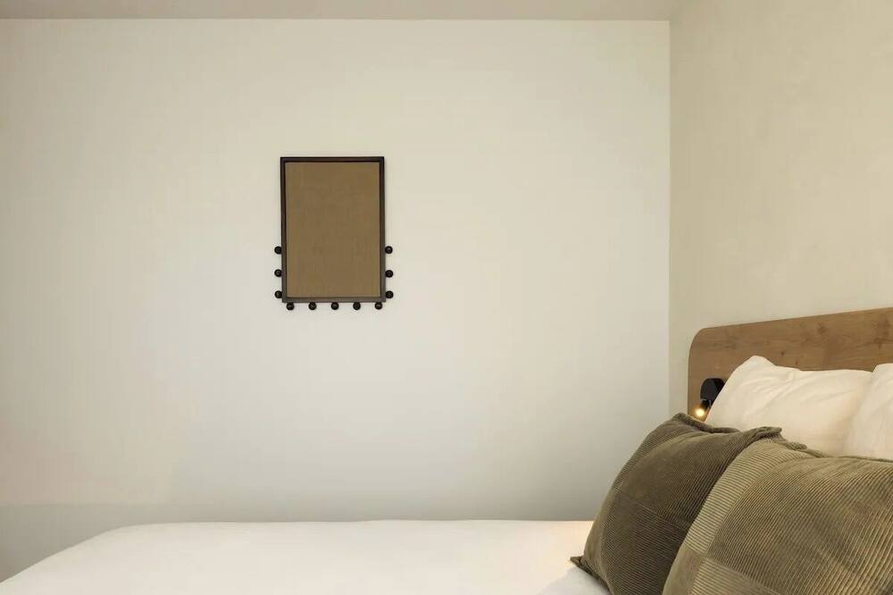 Photo of Bedroom in Poike