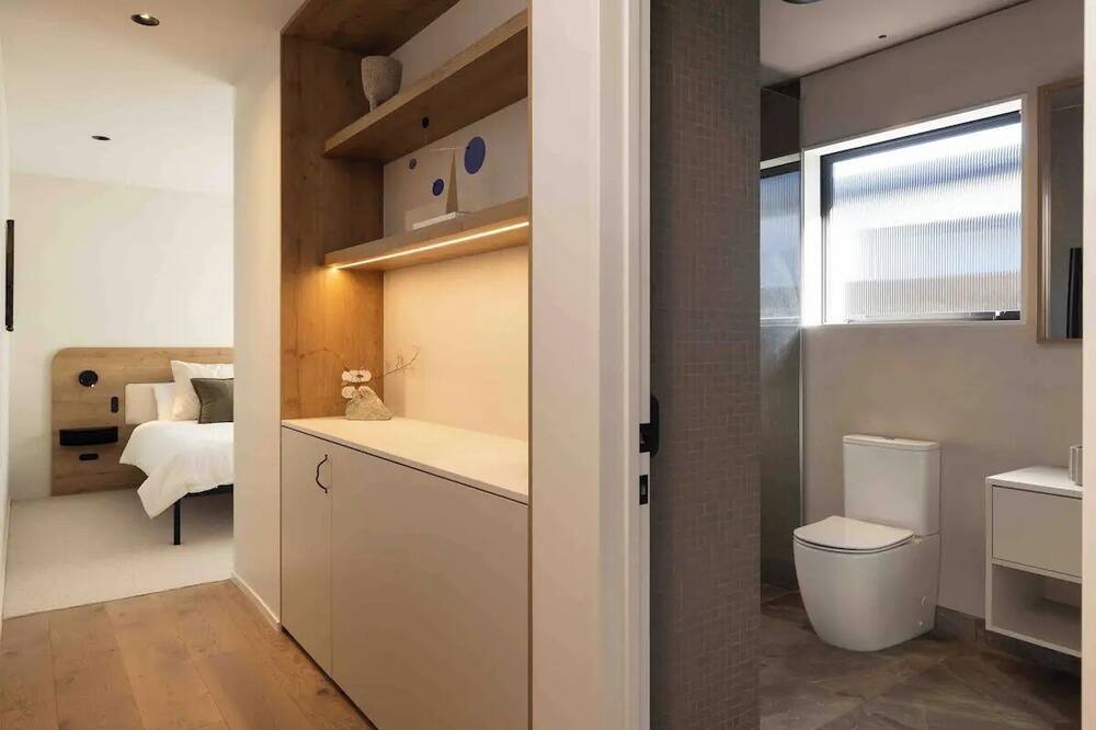 Photo of Bathroom in Poike