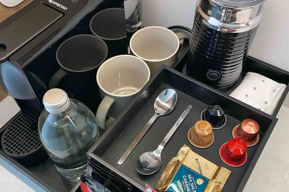 Photo of Others in Poike