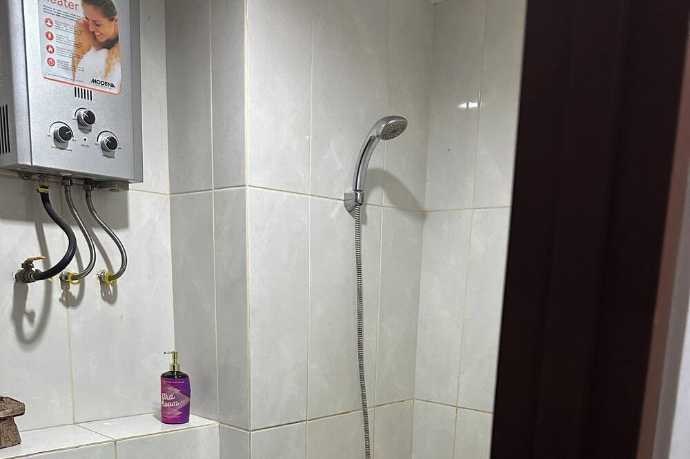 Photo of Bathroom in Bekasi Barat