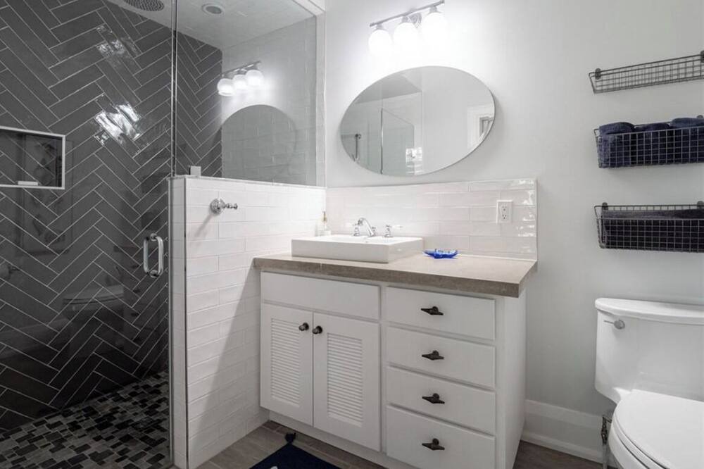 Photo of Bathroom in Wainfleet