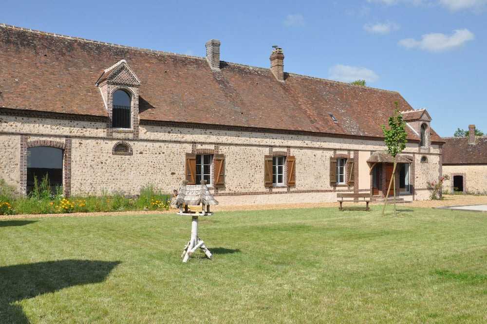 Photo of Outdoor in Happonvilliers