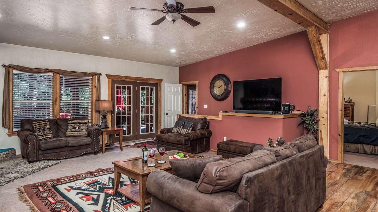 Photo of Livingroom in Ruidoso