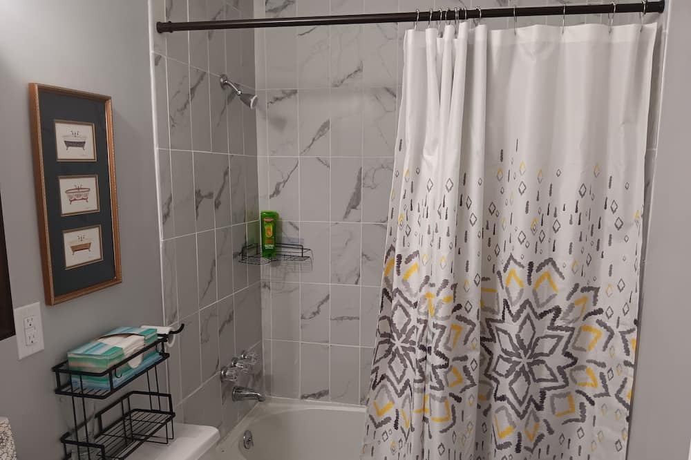 Photo of Bathroom in Granite City