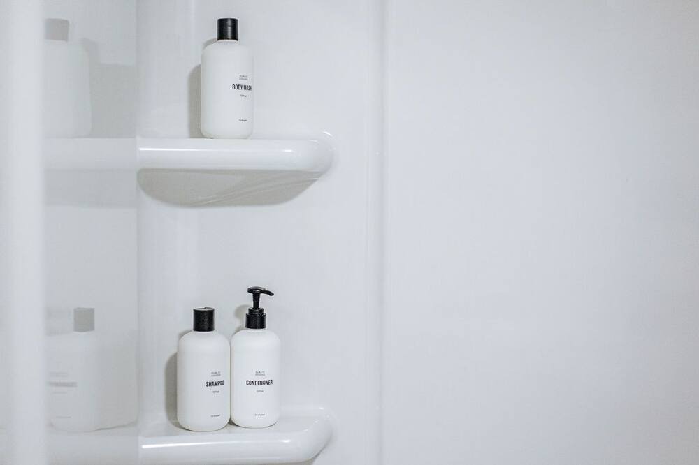 Photo of Bathroom in Jefferson Park Avenue