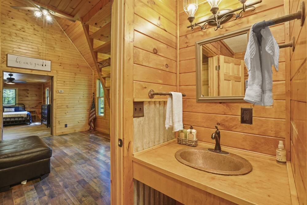 Photo of Bathroom in Hallsville