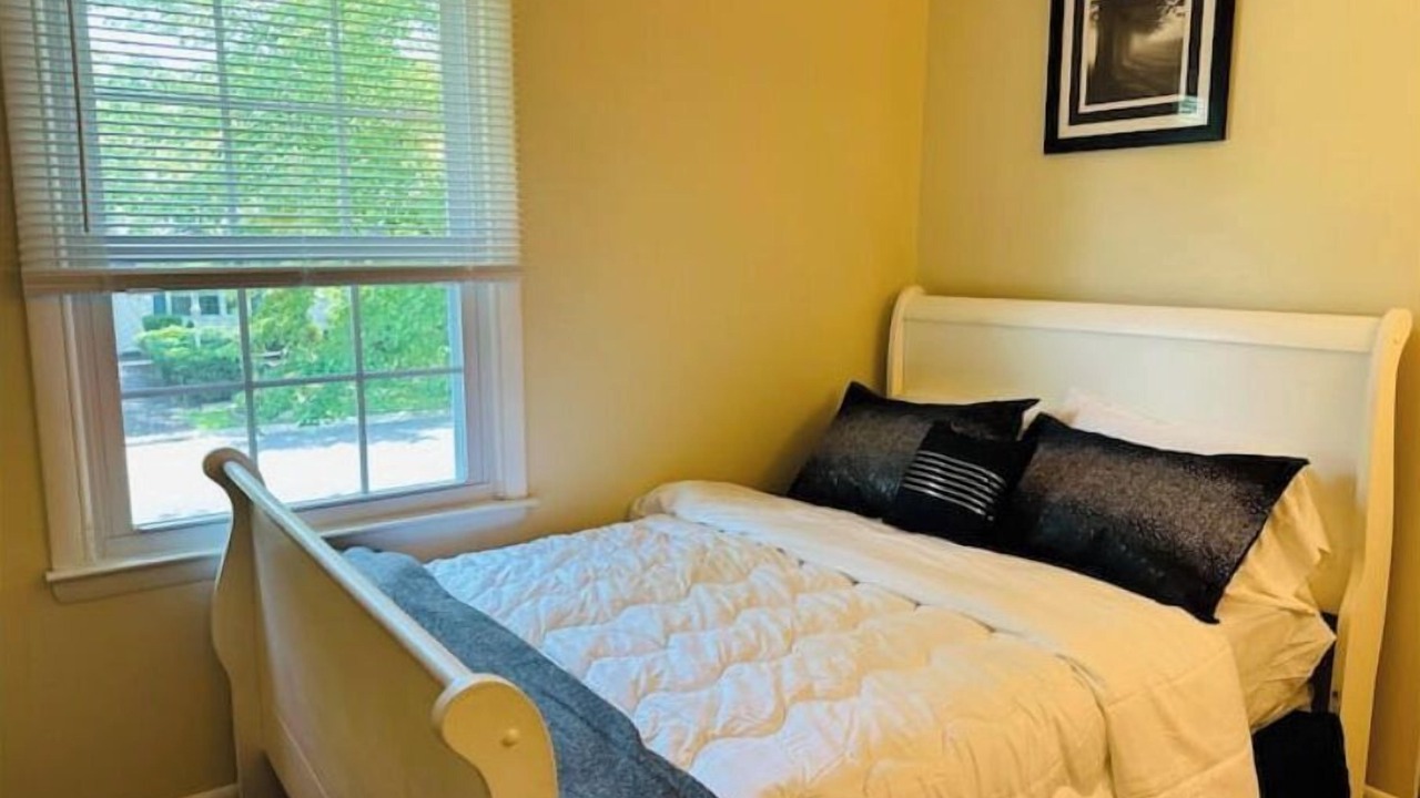 Photo of Others in Newark