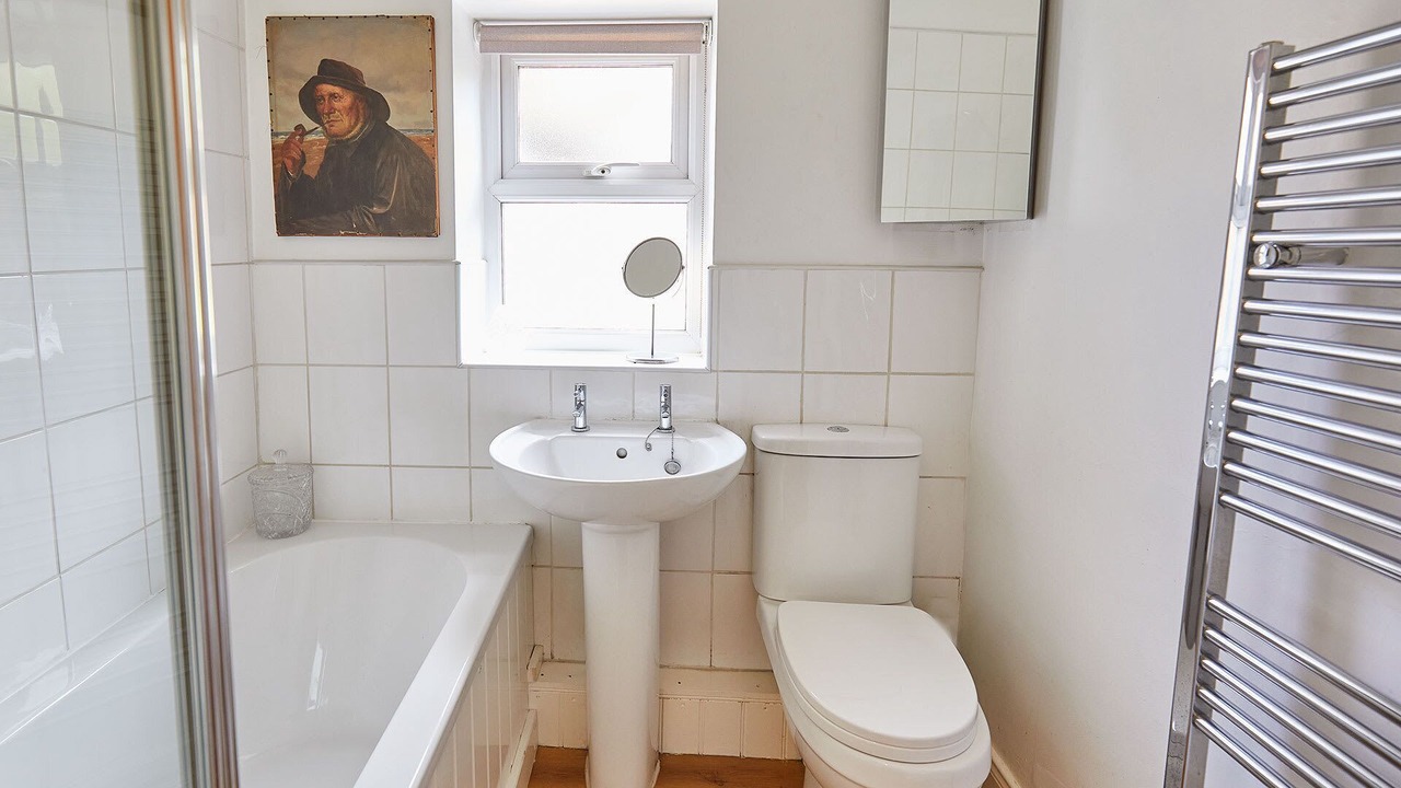 Photo of Others in Wark