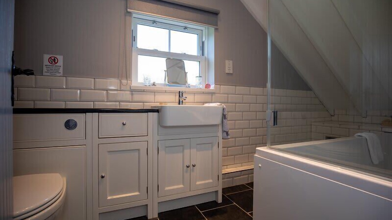 Photo of Others in Chop Gate