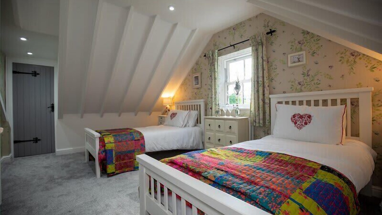 Photo of Others in Chop Gate