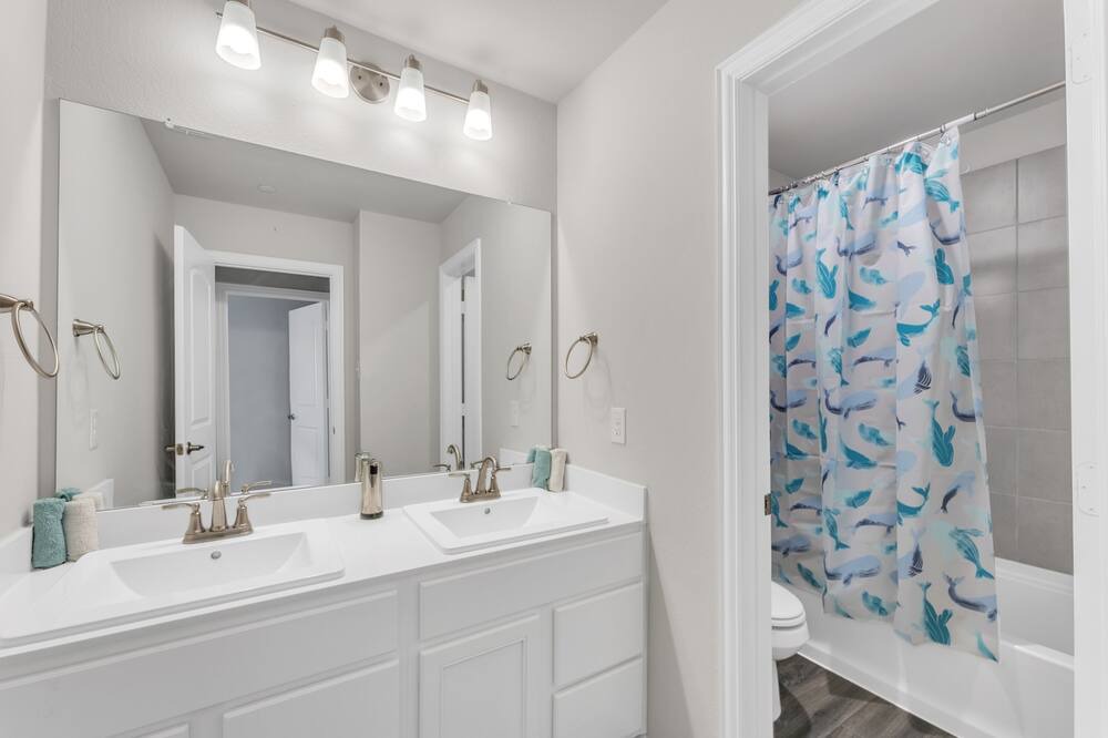 Photo of Bathroom in Mesquite