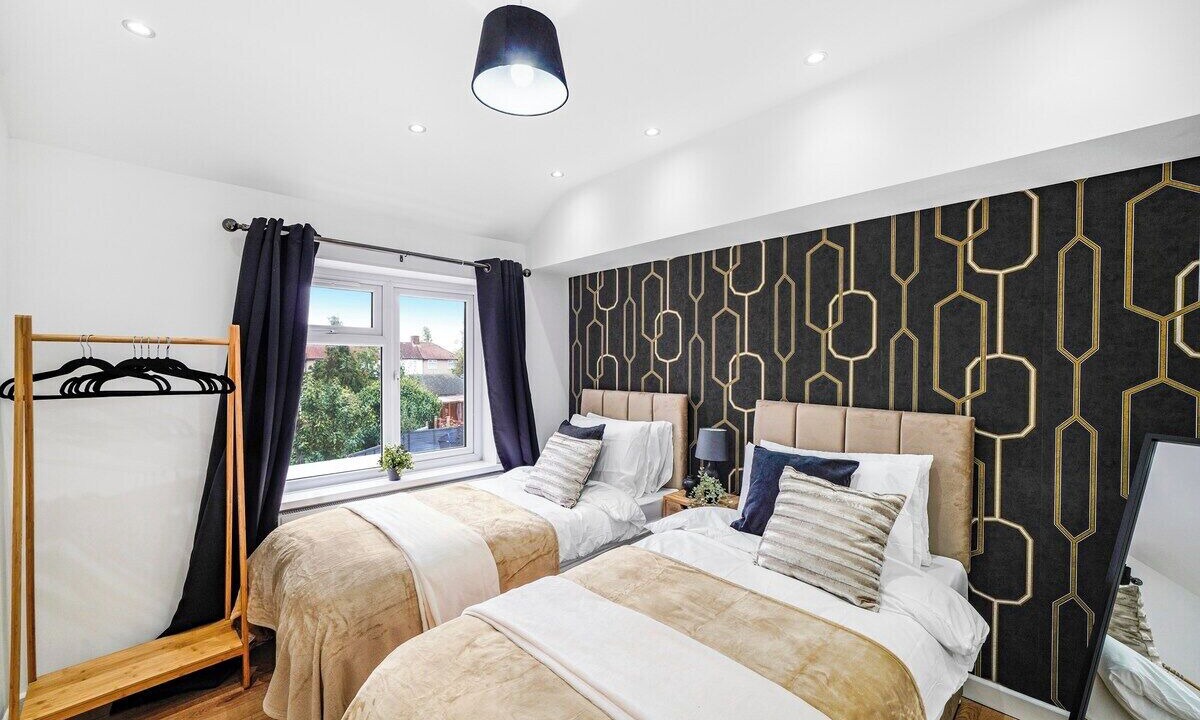 Photo of Others in Parsloes