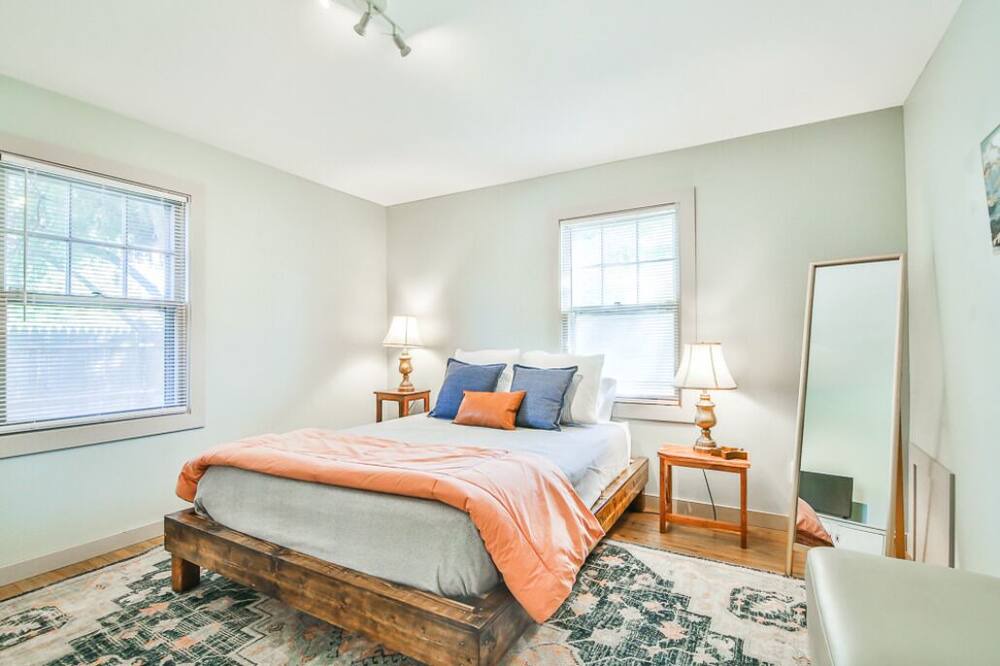 Photo of Bedroom in Heart of Lubbock