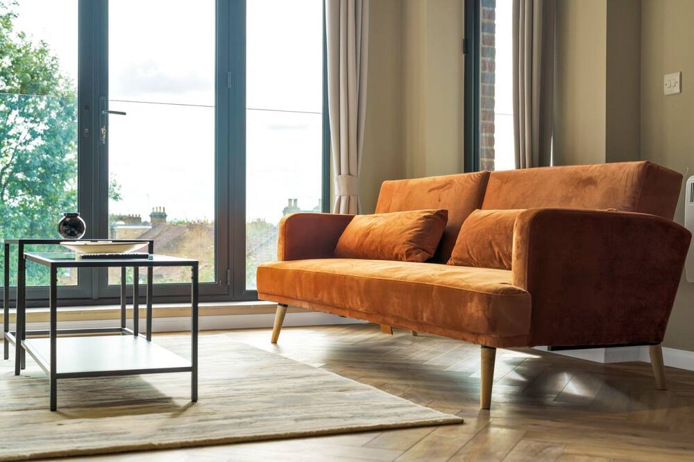 Photo of Livingroom in Elthorne