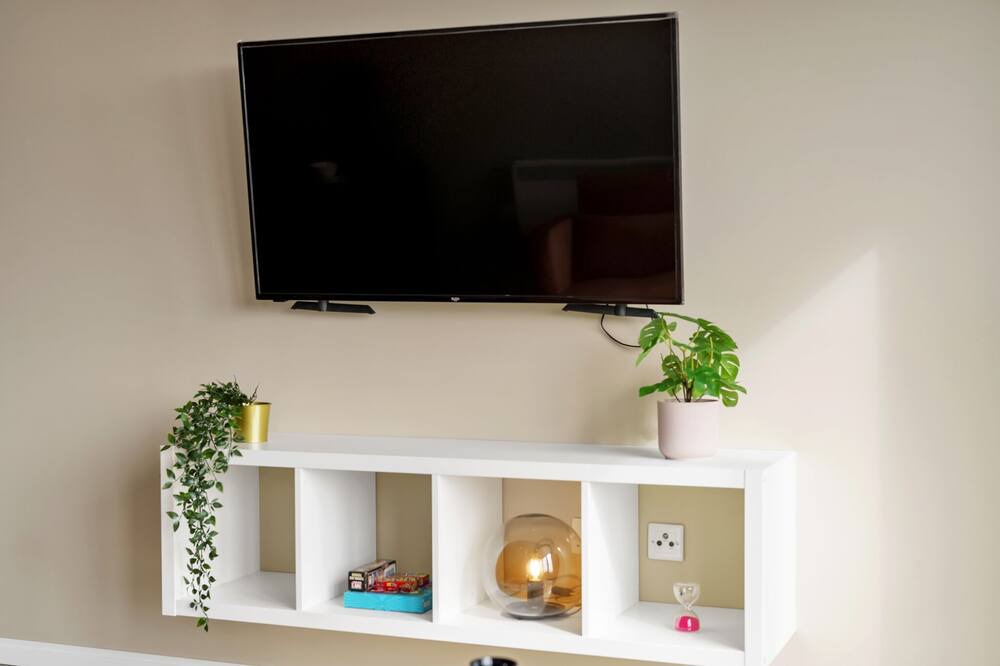 Photo of Others in Elthorne