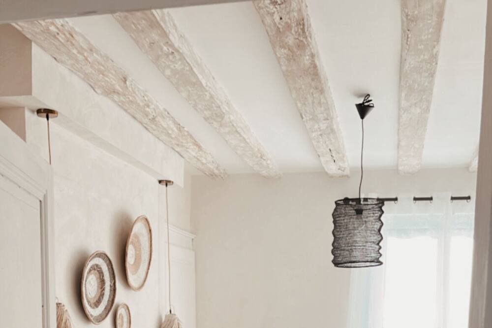 Photo of Bedroom in Descartes