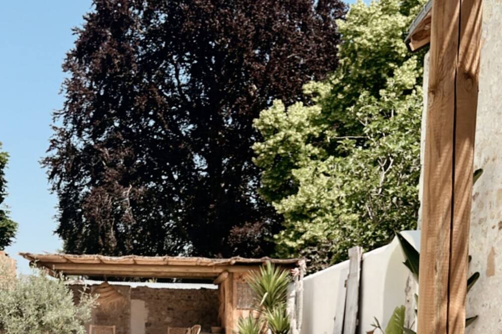Photo of Outdoor in Descartes